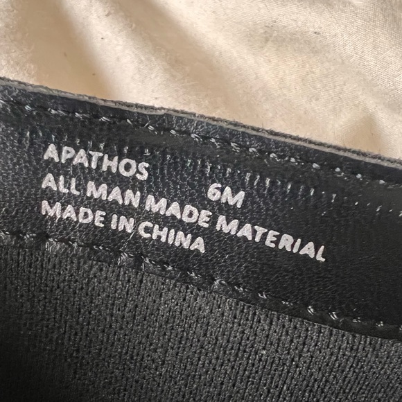 Andiamo booties. Selling super cute booties. Beautiful trendy sparkle - Picture 6 of 6